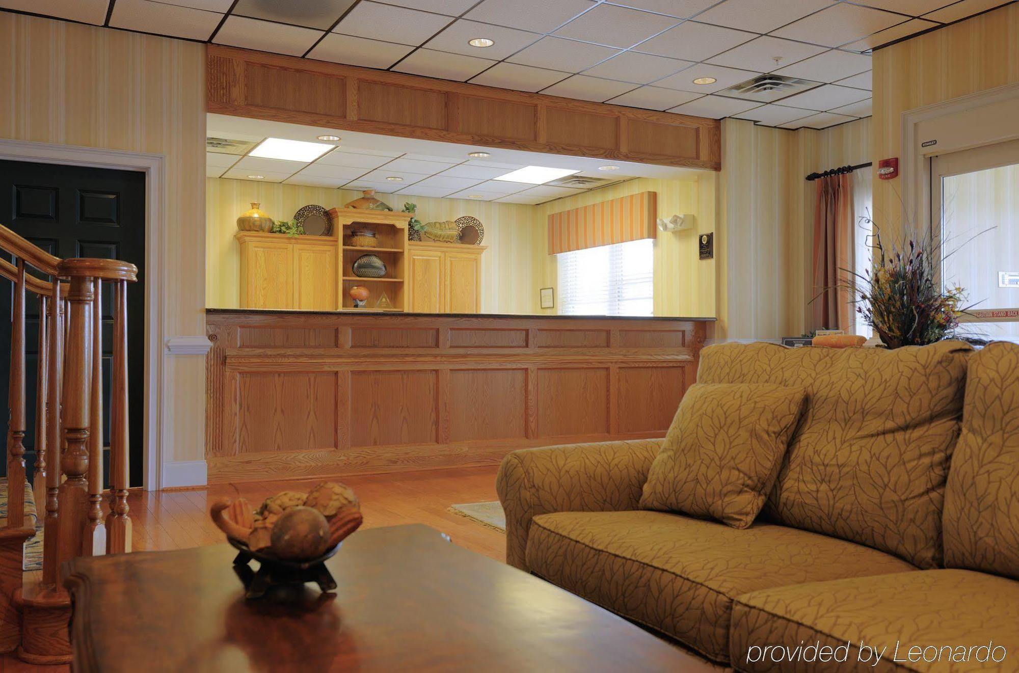 Spark By Hilton Orangeburg Interior photo